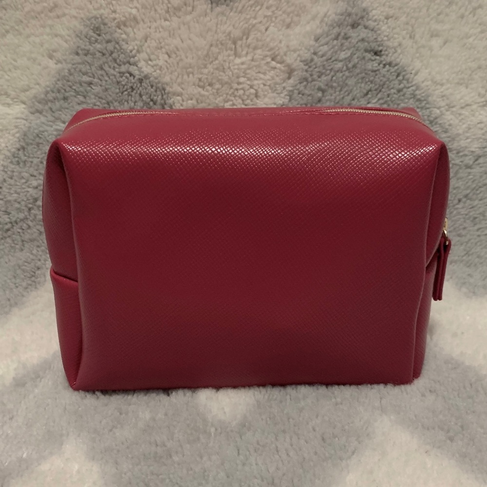Ulta Magenta Cosmetic Pouch NWOT